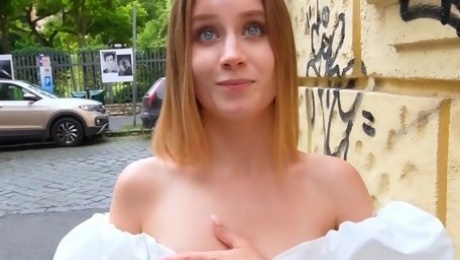Picked up and creampied cuite Russian babe